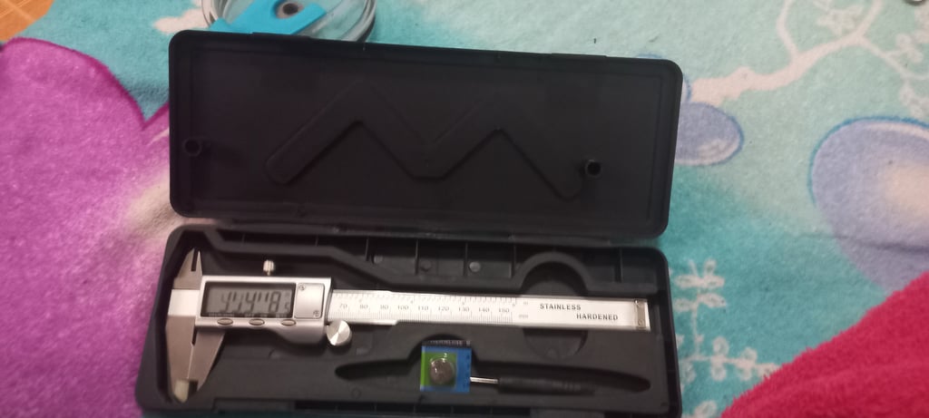 เวอร์เนียร์ ดิจิตอล (พร้อมกล่อง)