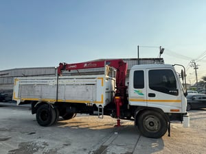 ISUZU FRR 195แรงม้า รถบรรทุก 6ล้อ กระบะเหล็กติดเครน ISUZU FRR 195แรงม้า รถบรรทุก 6ล้อ กระบะเหล็กติดเครน