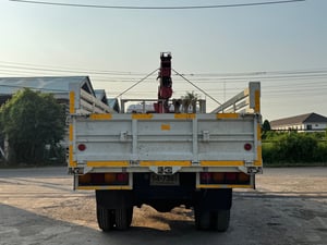 ISUZU FRR 195แรงม้า รถบรรทุก 6ล้อ กระบะเหล็กติดเครน ISUZU FRR 195แรงม้า รถบรรทุก 6ล้อ กระบะเหล็กติดเครน