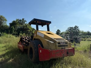 ขายรถบดล้อหนาม DYNAPAC พร้อมใช้งาน ขายรถบดล้อหนาม DYNAPAC พร้อมใช้งาน