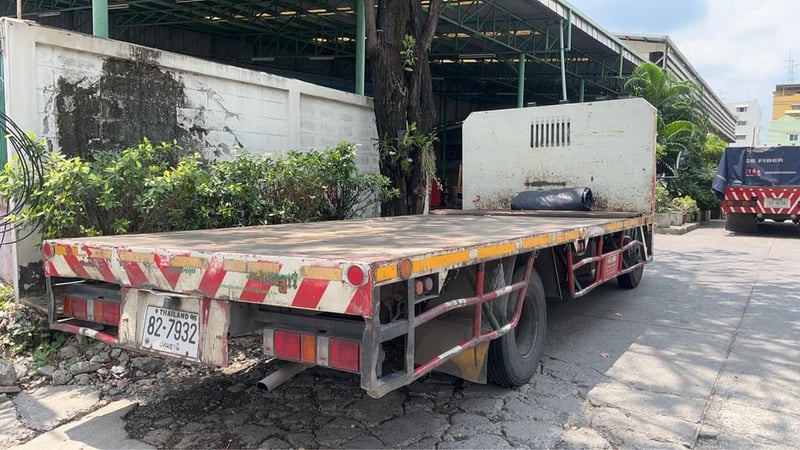ISUZU NQR 175แรงม้า รถบรรทุก 6ล้อ กระบะเหล็ก ปี2013 เลขไมล์น้อยกว่า 500,000 กม. ISUZU NQR 175แรงม้า รถบรรทุก 6ล้อ กระบะเหล็ก ปี2013 เลขไมล์น้อยกว่า 500,000 กม.