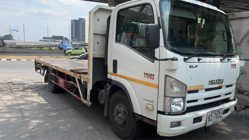 ISUZU NQR 175แรงม้า รถบรรทุก 6ล้อ กระบะเหล็ก ปี2013 เลขไมล์น้อยกว่า 500,000 กม. ISUZU NQR 175แรงม้า รถบรรทุก 6ล้อ กระบะเหล็ก ปี2013 เลขไมล์น้อยกว่า 500,000 กม.