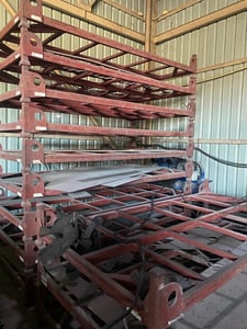 เครื่องตัด  เครื่อง ตัดพลาสม่า ตัดแก๊ส  แถมชั้นเหล็กวางเหล็กแผ่น