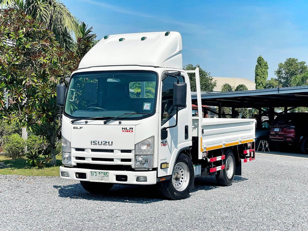 SUZU NLR หัวตึก 130 แรงเทอร์โบ ปี 53 SUZU NLR หัวตึก 130 แรงเทอร์โบ ปี 53