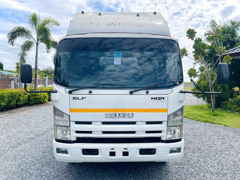 6 ล้อ ISUZU NQR 175  กระบะแผงสูง กระบะยาว 5.50 กว้าง 2.20 สูง 2.35  