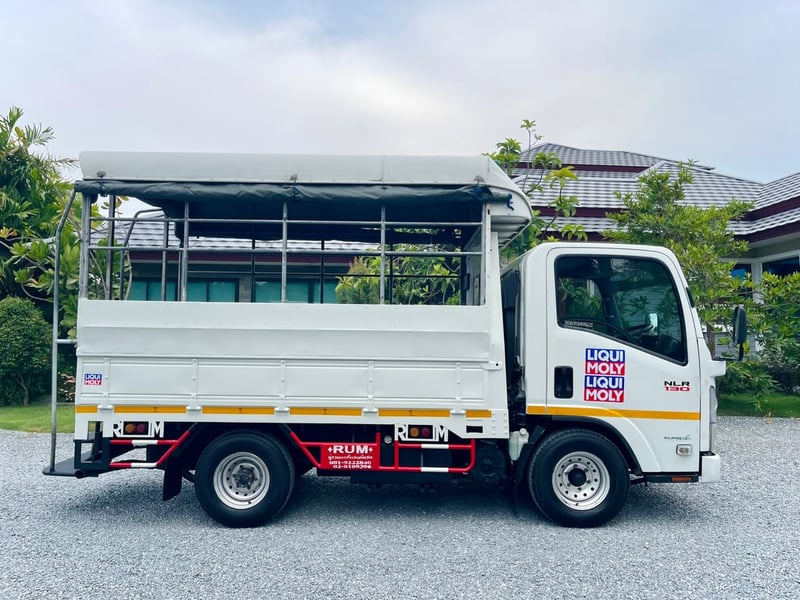 ISUZU NLR 130 4 ล้อ 2 แถวพร้อมที่นั่ง แรงเทอร์โบ รถห้างแท้ ปี 2560 