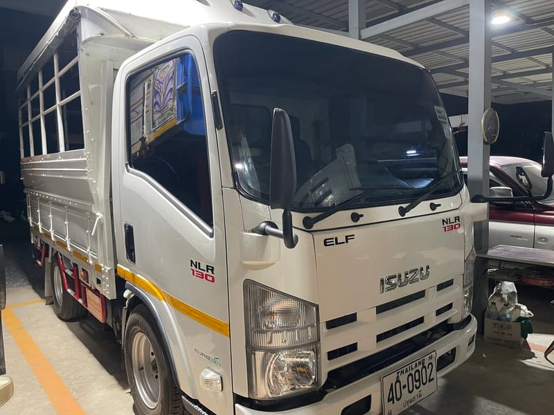 NLR130 ปี 61 รถสองแถว