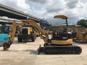 รถขุด CAT 304CR ใช้งานมาน้อย สอบถามที่คุร๕รีม 0658844400 รถขุด CAT 304CR ใช้งานมาน้อย สอบถามที่คุร๕รีม 0658844400