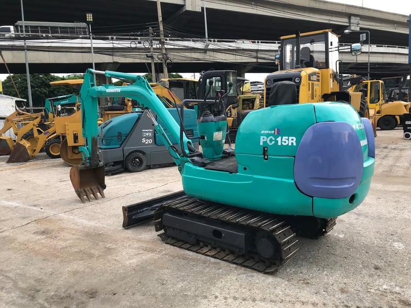 รถขุด KOMATSU PC15R-8 ใช้งานมาน้อย สอบถามที่คุณครีม 0658844400