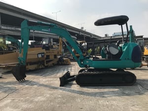 รถขุด KOMATSU PC35R-8 ใช้งานมาน้อย สอบถามที่คุณครีม 0658844400
