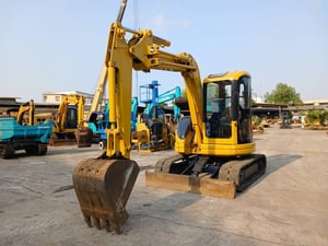 รถขุ KOMATSU PC50UU-2 ใช้งานมาน้อย สอบถามที่คุณครีม 0658844400