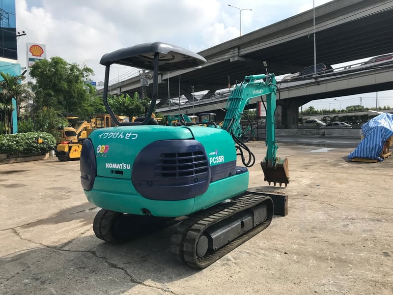รถขุด KOMATSU PC35R-8 พร้อมใช้งาน สอบถามที่คุณครีม 0658844400