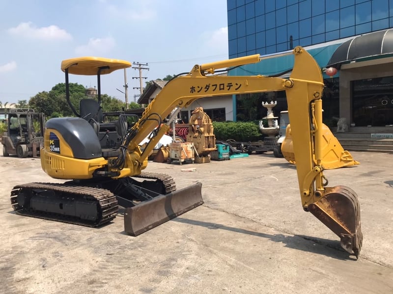 รถขุด KOMATSU PC35MR-1 ใช้งานมาน้อย สอบถามที่คุณครีม 