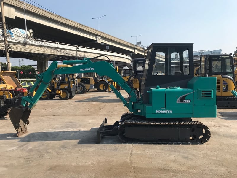 รถขุด KOMATSU PC20 ใช้งานมาน้อย สอบถามที่คุณครีม 0658844400 รถขุด KOMATSU PC20 ใช้งานมาน้อย สอบถามที่คุณครีม 0658844400