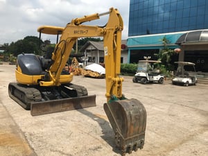 รถขุด KOMATSU PC40MR-1 ใช้งานมาน้อย สอบถามที่คุณครีม 0658844400