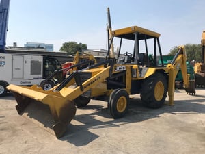 รถตักหน้าขุดหลัง JCB 3CX ใช้งานมาน้อย สอบถามที่คุณครีม 0658844400