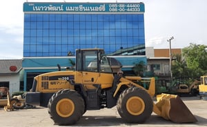 รถตัก KOMATSU WA200-6 พร้อมใช้งาน สอบถามที่คุณครีม 0658844400