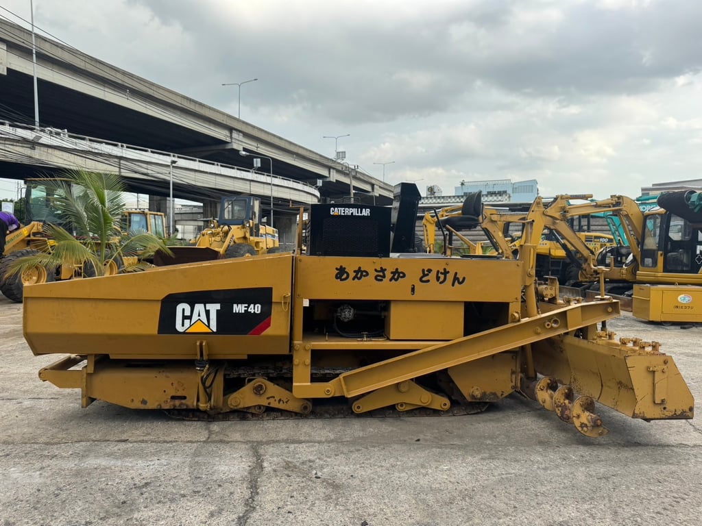 รถปูยาง CAT MF40 พร้อมใช้งาน สอบถามที่คุณครีม 0658844400 รถปูยาง CAT MF40 พร้อมใช้งาน สอบถามที่คุณครีม 0658844400