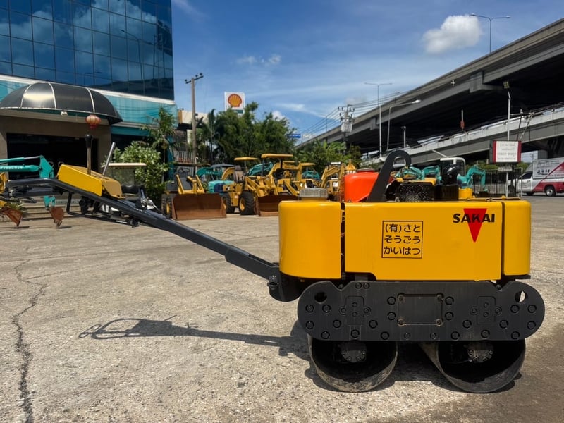 รถบดเดินตาม SAKAI สตาร์ทกุญแจ สอบถามที่คุณครีม 0658844400