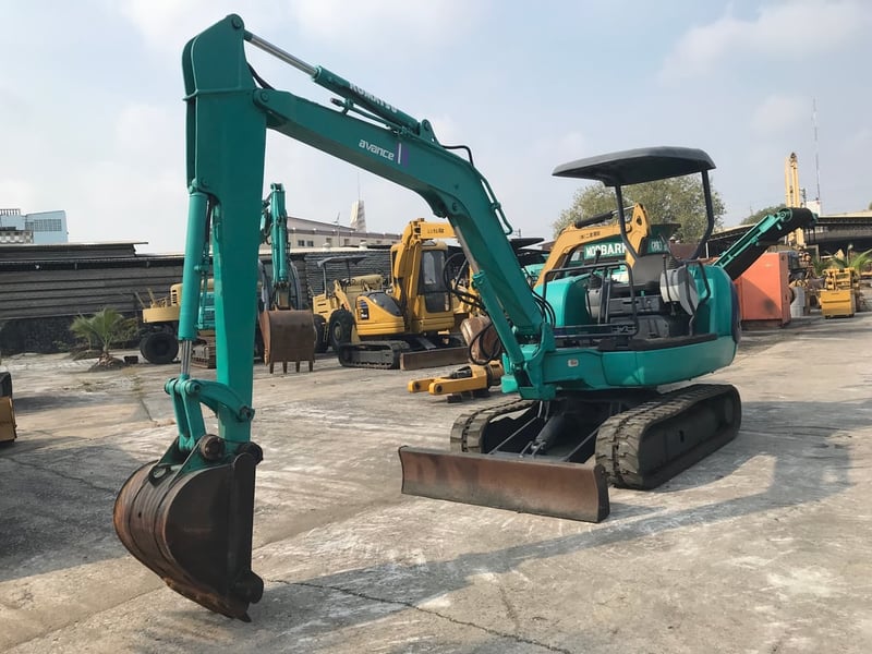 รถขุด KOMATSU PC35R-8 พร้อมใช้งาน สอบถามที่คุณครีม 0658844400