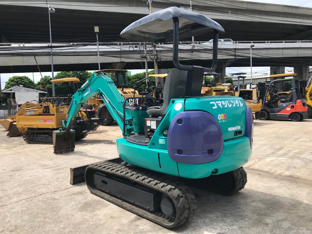 รถขุด KOMATSU PC27R-8 พร้อมใช้งาน สอบถามที่คุณครีม 0658844400