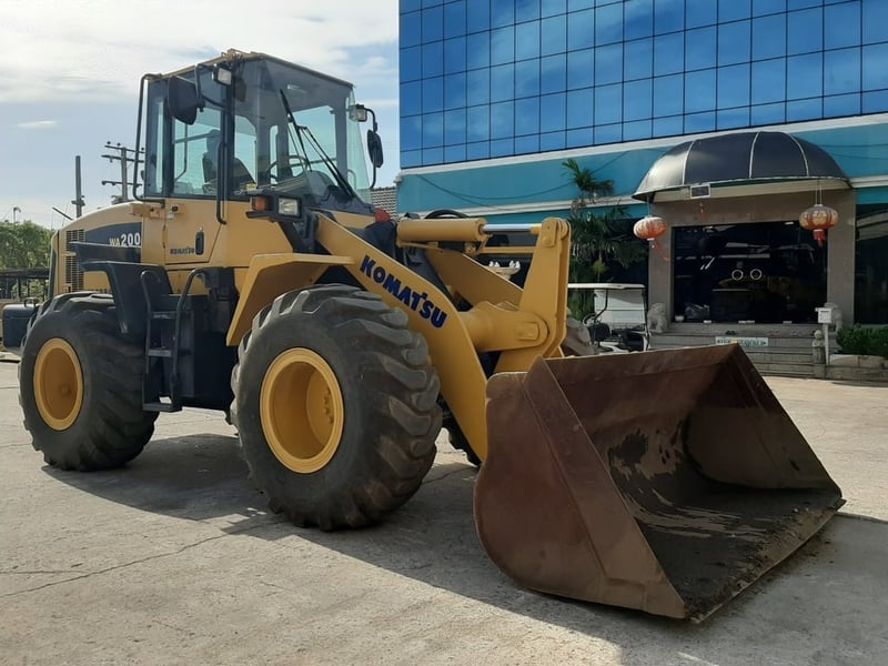 รถขุด KOMATSU WA200-6 ใช้งานมาน้อย สอบถามที่คุณครีม 0658844400