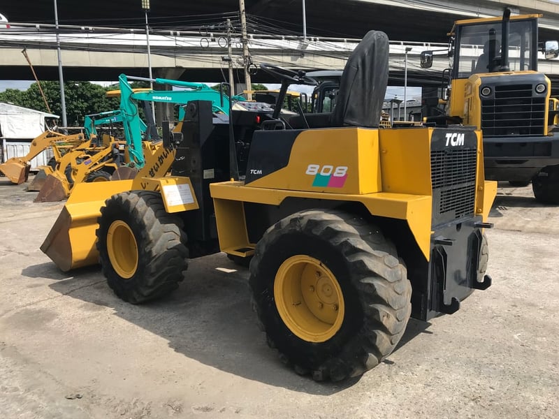 รถตัก TCM 808 