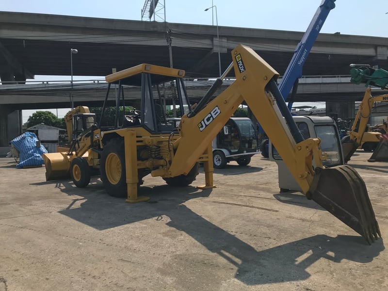 รถตักหน้าขุดหลัง JCB 3CX พร้อมใช้งาน สอบถามที่คุณครีม 0658844400