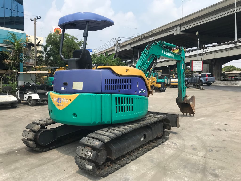 รถขุด KOMATSU PC45MR ใช้งานมาน้อย สอบถามที่คุณครีม 0658844400