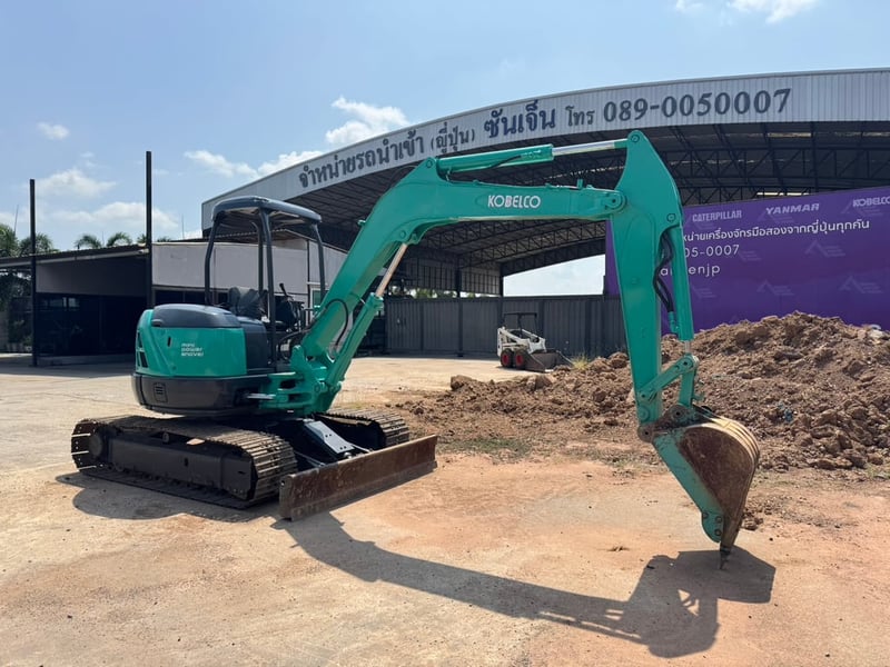 รถขุด KOBELCO SK45 ใช้งานมาน้อย สอบถามที่คุณครีม 0658844400