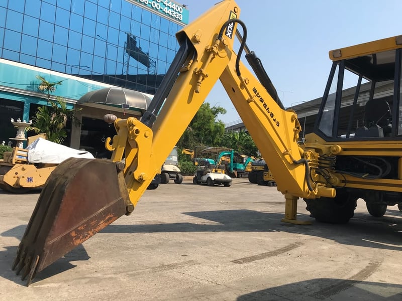 รถตักหน้าขุดหลัง JCB 3CX ใช้งานมาน้อย สอบถามที่คุณครีม 0658844400