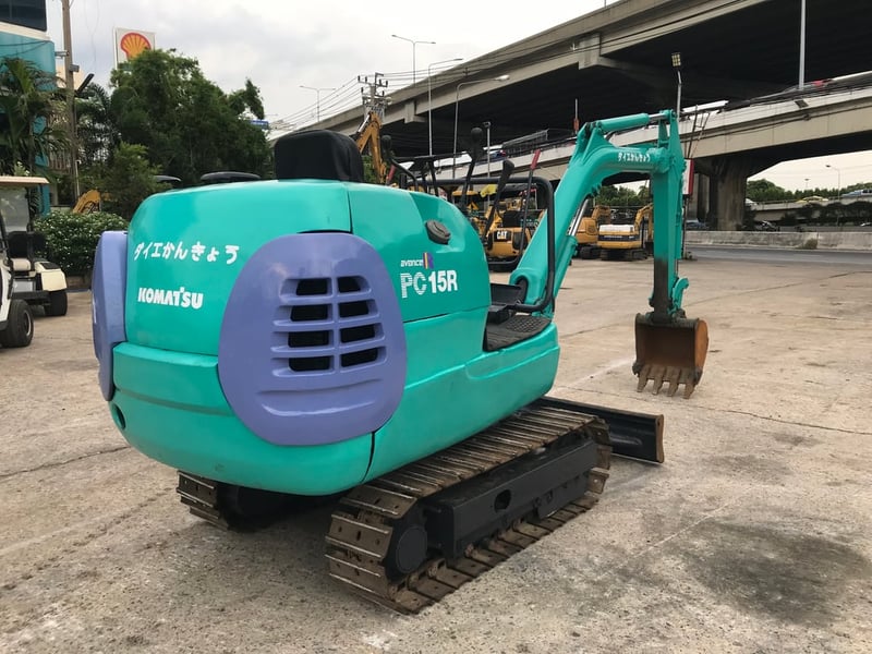 รถขุด KOMATSU PC15R-8 พร้อมใช้งาน สอบถามที่คุณครีม 0658844400