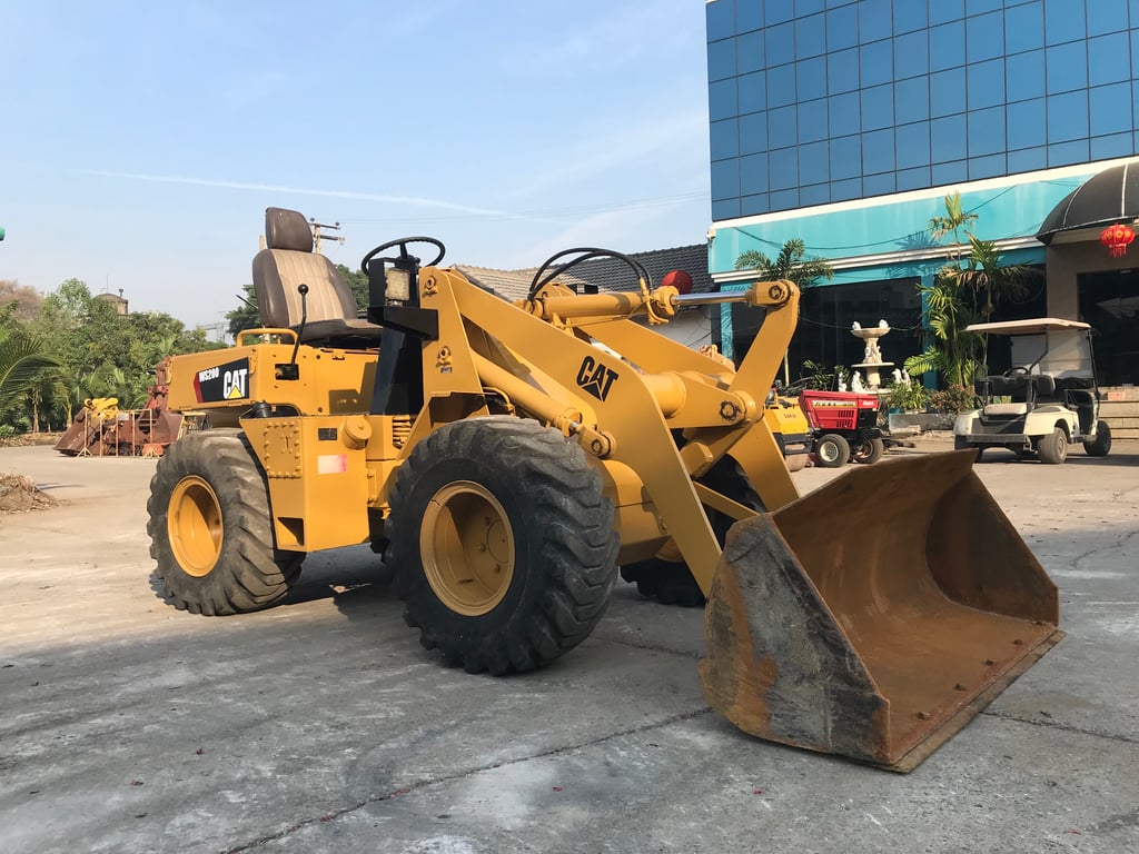 รถตัก CAT WS200 พร้อมใช้งาน สอบถามที่คุณครีม 0658844400
