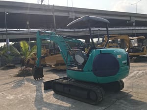 รถขุด KOMATSU PC35R-8 ใช้งานมาน้อย สอบถามที่คุณครีม 0658844400