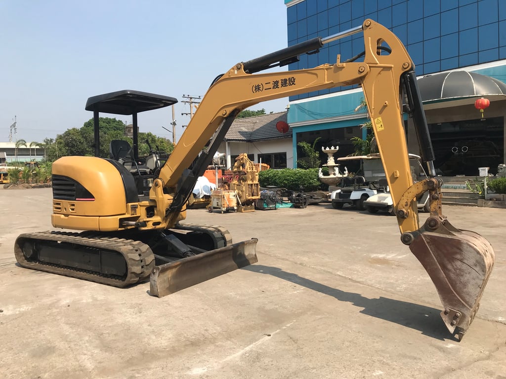รถขุด CAT 305CCR พร้อมใช้งาน สอบถามที่คุณครีม 065884440 รถขุด CAT 305CCR พร้อมใช้งาน สอบถามที่คุณครีม 065884440