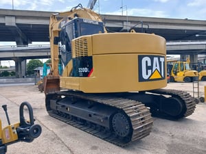 รถขุด CAT 320DCR พร้อมใช้งาน สอบถามที่คุณครีม 0658844400