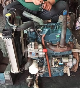 ขายเครื่องคูโบต้า3สูบ ญี่ปุ่น รุ่น V1105 ขนาด28แรงม้า รุ่นใหม่ ระบบไดเร็คอินเจ็คชั่น สำหรับใส่แบ็คโฮ PC 30,35 และรถไถนั่งขับสภาพสวยมากๆ