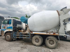 ขายรถ 10 ล้อ UD โม่ปูน