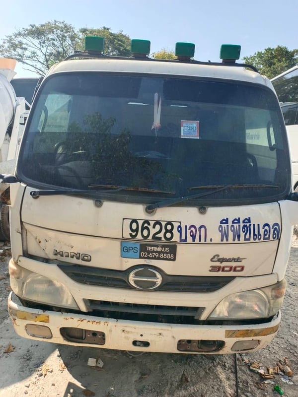 ขายรถโม่ปูน 6 ล้อ  ขนาด 2.5 คิว