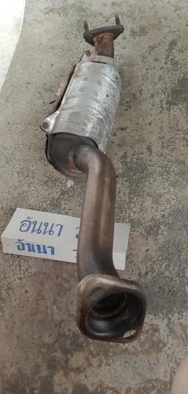 ขายท่อแคทตาไลติก  honda jazz gd 04 vtec ท่อแคทตาไลติก  แท้ถอดสภาพเดิมๆ  ผ่านการใช้งานมาน้อย ไส้เต็ม ไม่ผุ  ผ่านการใช้งานมาน้อย  เน้นจอด ขาย9900฿ไม่รวมค่าส่ง รับของได้ที่บางกะปิ โทร 081-1162670 