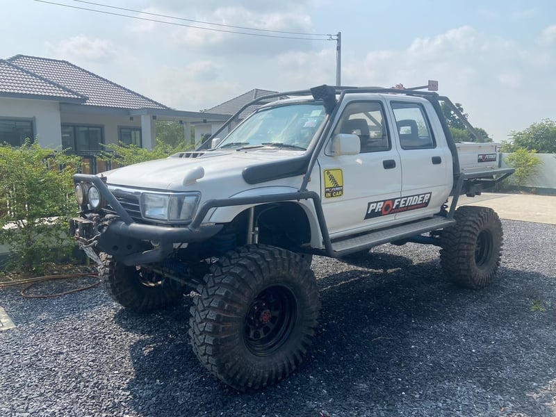 4x4 ปิคอัพ 4x4 ปิคอัพ