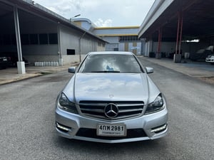 BENZ C200 CGI BE 2013