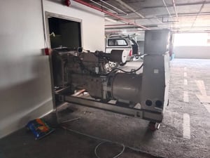 เครื่องปั่นไฟมือสอง (คัมมิ่นส์)