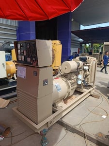 เครื่องปั่นไฟคัมมิ่นส์มือสอง 188 Kva เครื่องปั่นไฟคัมมิ่นส์มือสอง 188 Kva