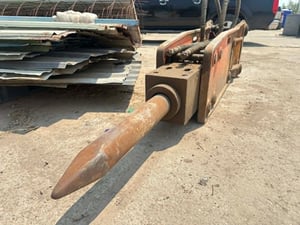 หัวกระแทก หัวเบรกเกอร์ 100-140 สลัก65มิล ยี่ห้อ อัศดา