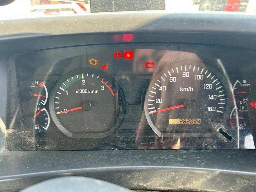 สิบล้อพื้นเรียบ ISUZU FVM 240แรง ปี 2556 (7288)