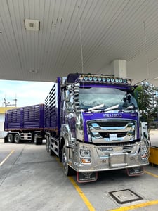 สิบล้อดั้มพ์พ่วง ISUZU FXZ 360 แรงม้า ผลิตปี 66 แต่งหน้า GIGA (2533) สิบล้อดั้มพ์พ่วง ISUZU FXZ 360 แรงม้า ผลิตปี 66 แต่งหน้า GIGA (2533)