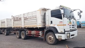 สิบล้อดั้มพ์พ่วง ISUZU FXZ 360 แรงม้า ปี 57(4733,4734) สิบล้อดั้มพ์พ่วง ISUZU FXZ 360 แรงม้า ปี 57(4733,4734)