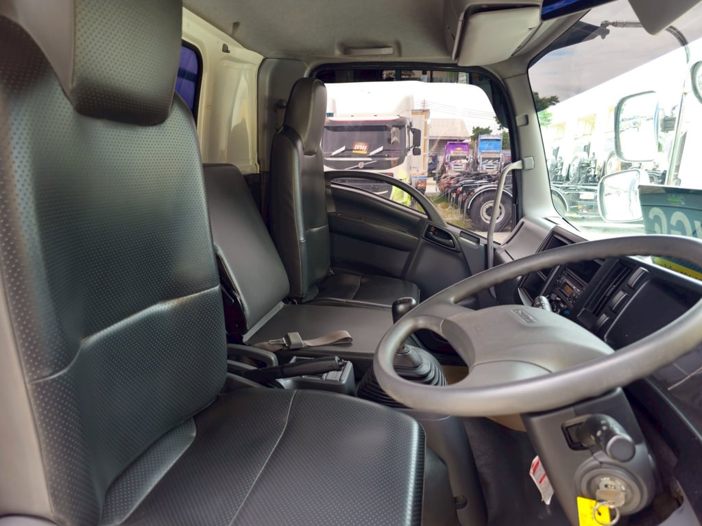 หกล้อคอกกระบะมิเนียม ISUZU FRR 210 แรง ปี 2565 (9202) หกล้อคอกกระบะมิเนียม ISUZU FRR 210 แรง ปี 2565 (9202)