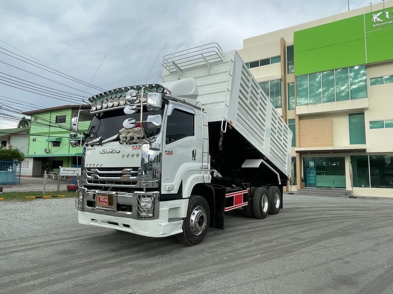 สิบล้อดั้มพ์ ISUZU FXZ 360 แรงม้า ปี 65 (2235) สิบล้อดั้มพ์ ISUZU FXZ 360 แรงม้า ปี 65 (2235)